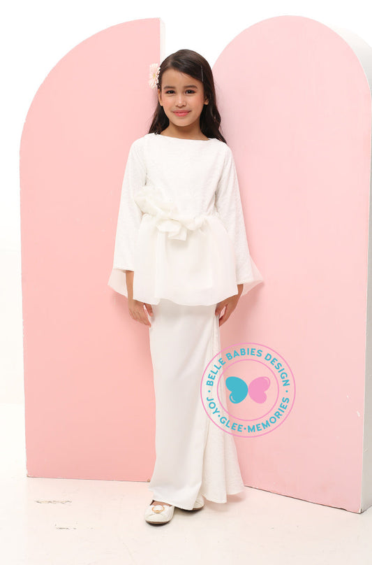 Timeless Charm 2024: Coral Pearls Kurung - Off White